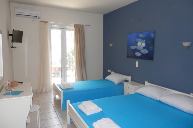  Sea breeze studios: Ideal relaxing vacation in front of the beach!