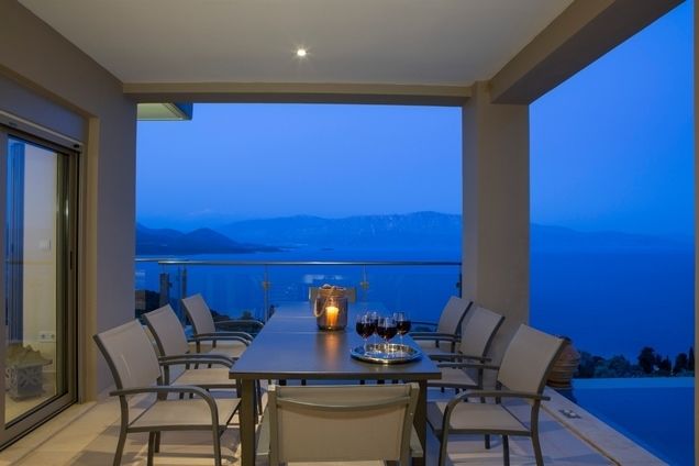 Villa Lilaea with breathtaking views of the Ionian Sea