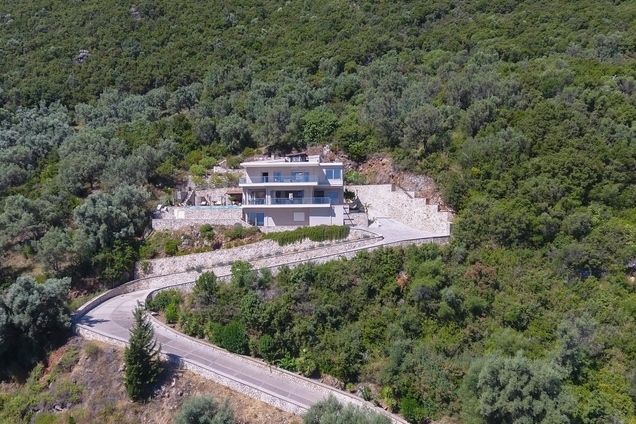 Villa Lilaea with breathtaking views of the Ionian Sea