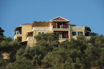 Studio 2-4 for couples & close to lefkada town!