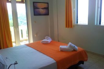 Studio 2-4 for couples & close to lefkada town!