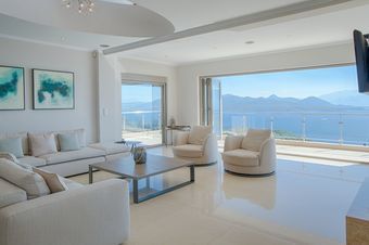 Villa Lilaea with breathtaking views of the Ionian Sea