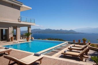 Villa Lilaea with breathtaking views of the Ionian Sea