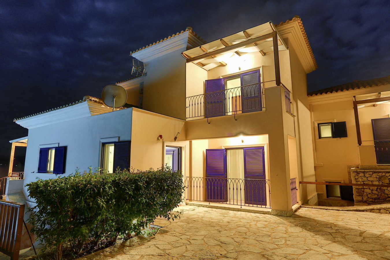 Villa Columba Luxury Spacious Villa with Astonishing Sea View