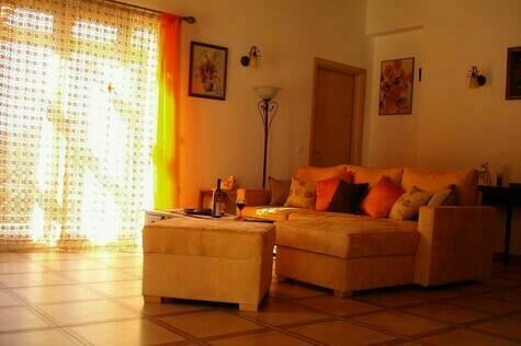 Villa Grecia new modern villa with pool in traditional village in Liapades