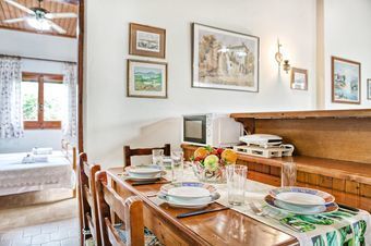 Traditional house in Acharavi with garden close to the sea