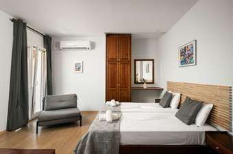 Folies Corfu Town Hotel Apartments Studios