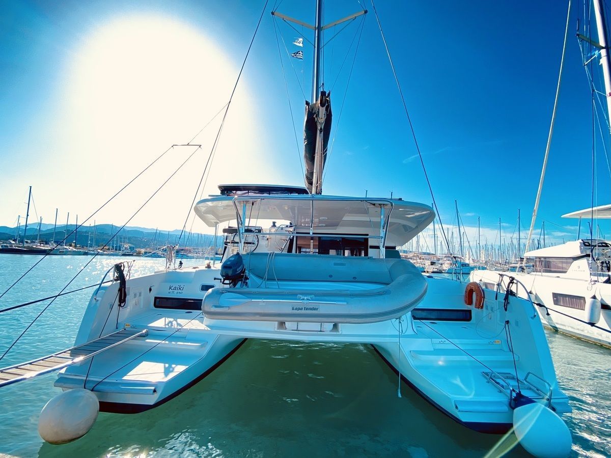 Lagoon Cat Lagoon Catamaran Unveiled The New Lagoon 43 Catamaran With Side Access