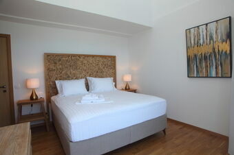 New 5-bedroom villa with private pool and stunning view! BEACHFRONT  