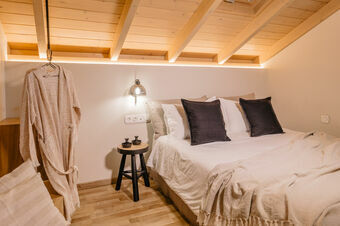 PAPADRIA Luxury Villa with Private Pool near Kathisma, Tsoukalades