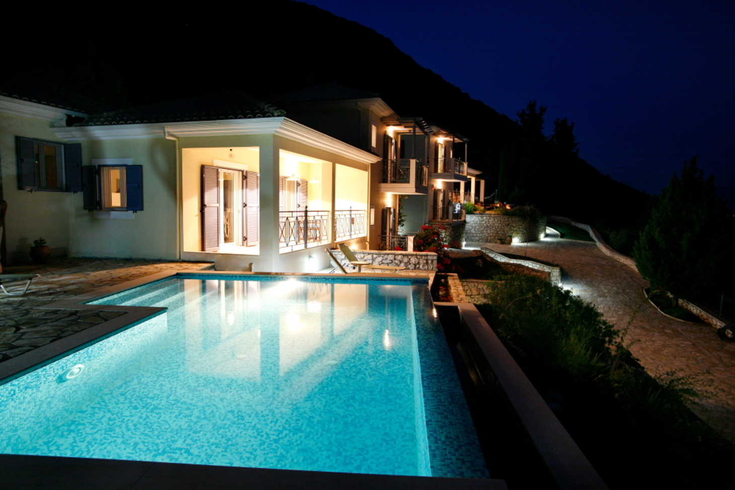 Gallery Detail: Luxury Villa Della Luna With A Private Infinity Pool And