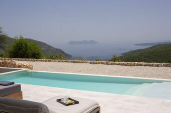 Armante Supreme Villas -Brand New Villa Ilianna with stunning views!