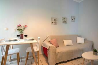 Cozy Apartment for Two in the Heart of Lefkada Town