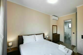 Small Halipoma Villa Tilemahos into Lefkada town &close to Ai Giannis beach