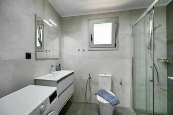 Small Halipoma Villa Tilemahos into Lefkada town &close to Ai Giannis beach