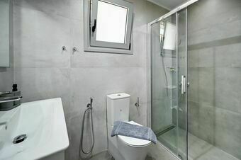 Small Halipoma Villa Tilemahos into Lefkada town &close to Ai Giannis beach