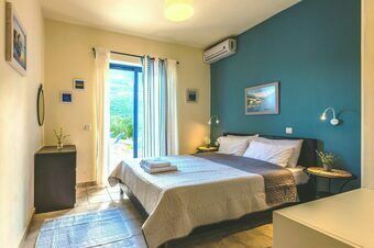 Villa Eleanor, a private villa only 10min walk to Sivota Bay