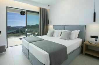 Villa Alexandra - New modern villa with amazing view! 