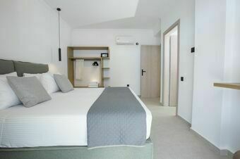 Villa Alexandra - New modern villa with amazing view! 