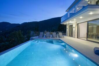 Villa Alexandra - New modern villa with amazing view! 