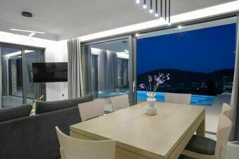 Villa Alexandra - New modern villa with amazing view! 