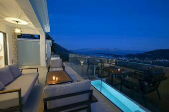 Villa Alexandra - New modern villa with amazing view! 