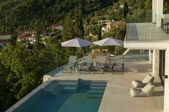 Villa Alexandra - New modern villa with amazing view! 