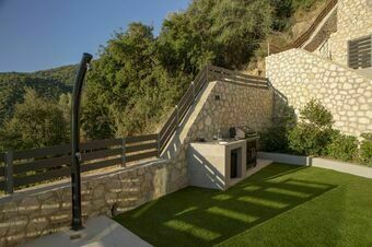 Villa Alexandra - New modern villa with amazing view! 