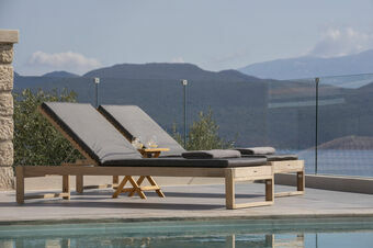 VALAGRON VILLAS near Nikiana and beach