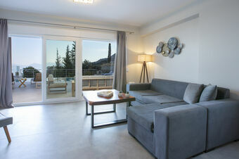 VALAGRON VILLAS near Nikiana and beach