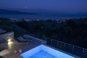 VALAGRON VILLAS near Nikiana and beach