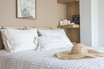 Coastal Chic Luxury Villa La Reina in Ai Giannis Kitesurfers beach paradise