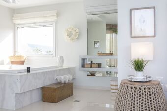 Coastal Chic Luxury Villa La Reina in Ai Giannis Kitesurfers beach paradise