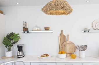 Coastal Chic Luxury Villa La Reina in Ai Giannis Kitesurfers beach paradise