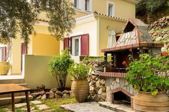 Villa with incredible sea views from the infinity pool in Perigiali!