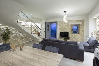 Villa Margarita, a two-storey luxury stone-house with a breathtaking view!