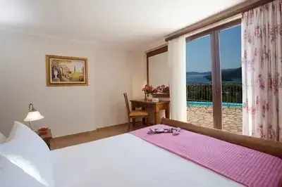 Luxury Villa with Private Pool and Panoramic Sea Views