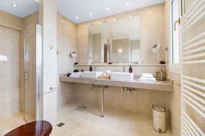 Kronos Estate 5 star luxury villas. Where you can hear the silence