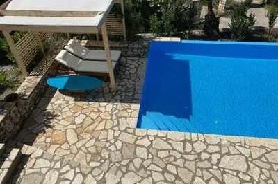 Villa Eleanor, a private villa only 10min walk to Sivota Bay