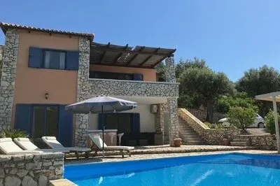 Villa Eleanor, a private villa only 10min walk to Sivota Bay