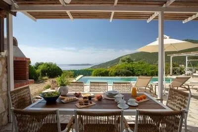 Villa Ariel-A cozy Mediterranean Retreat in Lefkada!