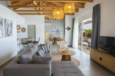 Villa Ariel-A cozy Mediterranean Retreat in Lefkada!