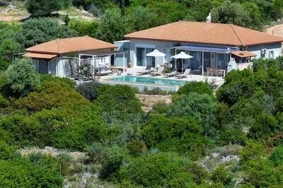 Villa Ariel-A cozy Mediterranean Retreat in Lefkada!