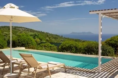 Villa Ariel-A cozy Mediterranean Retreat in Lefkada!