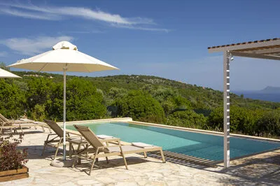 Villa Ariel-A cozy Mediterranean Retreat in Lefkada!