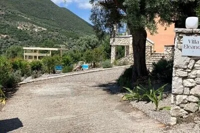 Villa Eleanor, a private villa only 10min walk to Sivota Bay