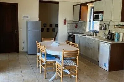 Villa Eleanor, a private villa only 10min walk to Sivota Bay