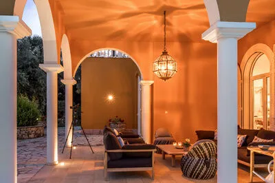 Kronos Estate 5 star luxury villas. Where you can hear the silence