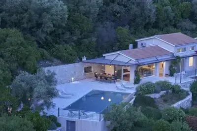 Villa Koumaria - Secluded Elegance with Amazing Sea Views & Infinity Pool