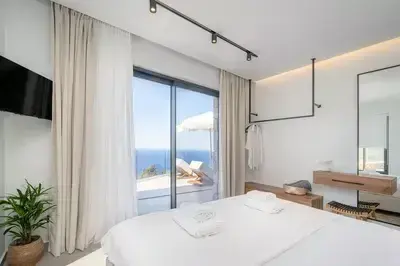 Nimbus Villa: Luxury, Privacy, and Breathtaking Views in Lefkada